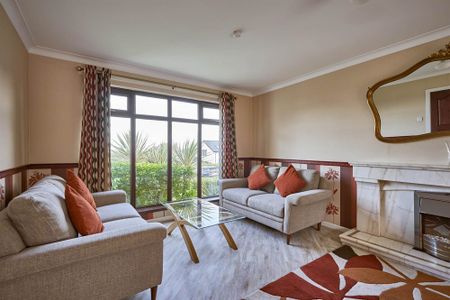 1 Hampton Court, HOLYWOOD, BT18 0HU - Photo 2