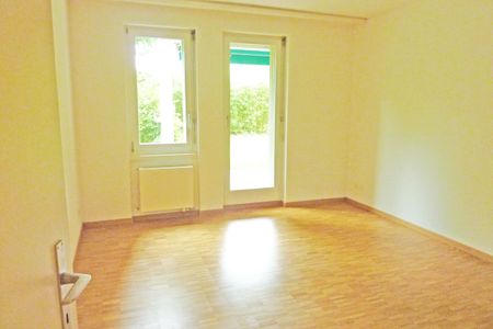 Living in a central location – in a green environment with a seating area - Photo 2