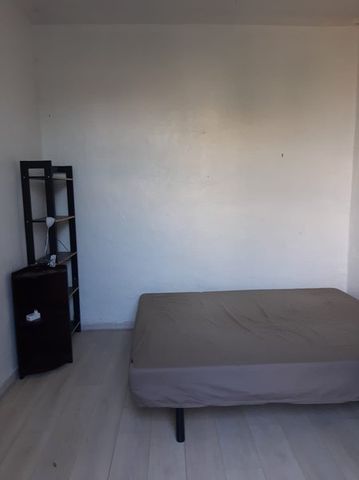 T2 - Photo 2
