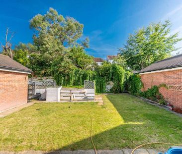 4 bedroom detached house to rent - Photo 6