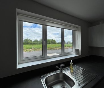 3 Bed Semi-Detached House, Poppy Lane, M6 - Photo 5