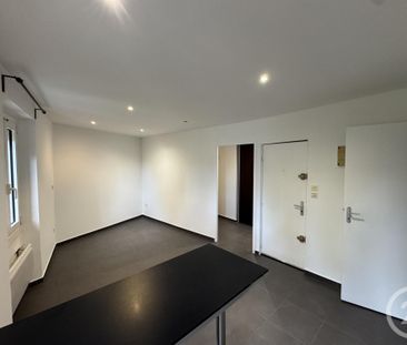 Location Appartement 1 pièce 23m² LA VALENTINE 11ème - Photo 2