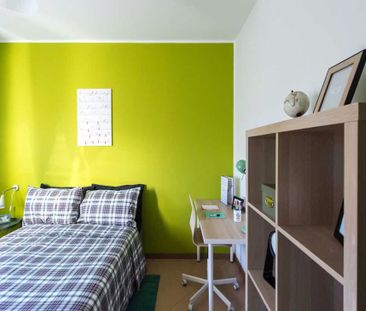 Via del Lavoro, Bologna, Emilia-Romagna 40127 - Photo 2