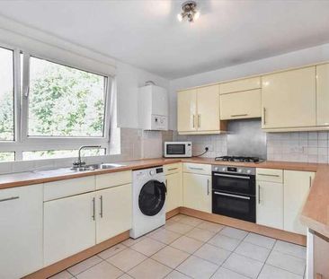 Salisbury Court, Thornton Avenue, Chiswick, W4 - Photo 1