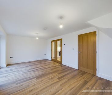 3 bedroom semi-detached house to rent - Photo 3