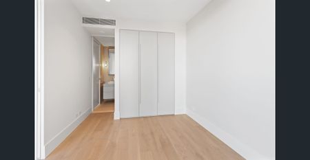 Amazing 1-bedroom apartment now available at Capitol Grand, Melbourne's first 6 star building - Comes with Storage Cage! - Photo 4