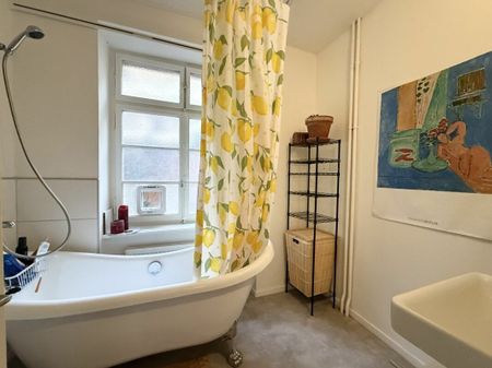 Cozy 2.5-room apartment in St. Johann! - Photo 2