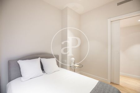 Apartment for rent in the center of Eixample - Photo 3