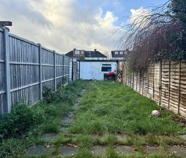 2 bedroom semi-detached house to rent - Photo 2