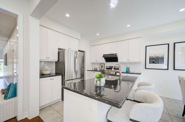 For Lease - 87 Mccague Avenue, Richmond Hill, Ontario - Photo 1