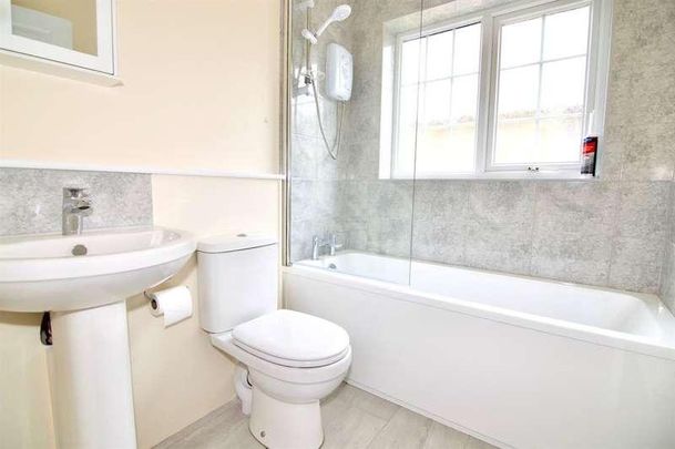 Wychwood Close, Milton-under-wychwood, Chipping Norton, OX7 - Photo 1