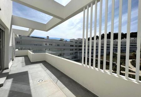 Atico en alquiler en Malaga - Photo 4