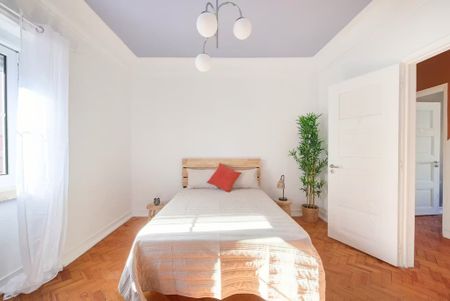 Avenida João XXI, Lisbon, Lisbon 1000-303 - Photo 3