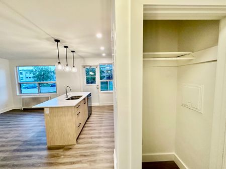 For Lease - 8 Wingreen Court Unit# 4, Toronto, Ontario - Photo 3