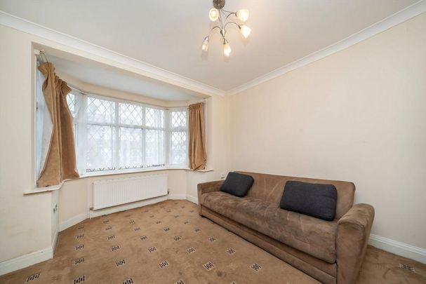 6 bedroom house to rent - Photo 1