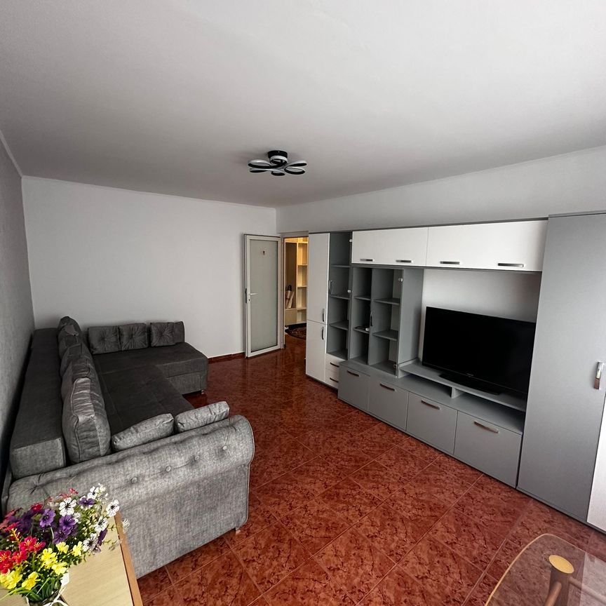 Aprtament cu 2 camere decomandat, PET FRIENDLY, etajul 3/4, zona Nicolina - Fotografie 1