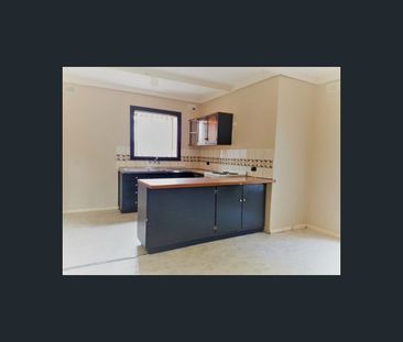 14 Neagle Road, Davoren Park, SA 5113 - Photo 5