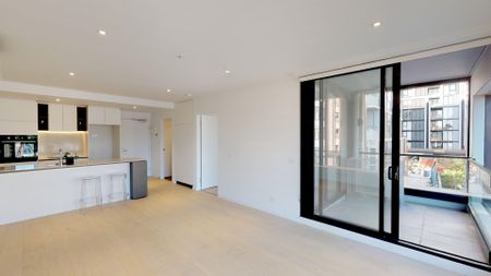 Chic Living in a Prime Location - Photo 2