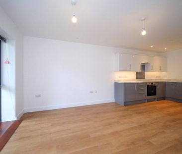 1 bedroom apartment to rent - Photo 2