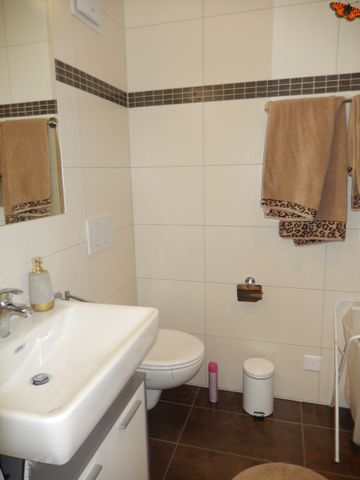 MAGNIFICENT 2 ½ ROOMS – With Terrace! - Foto 3