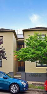 Spacious Apartment In A Convenient Location - Photo 4