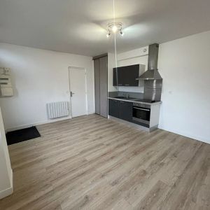 Appartement Crepy En Valois 1 pièce(s) 21.67 m2 - Photo 2