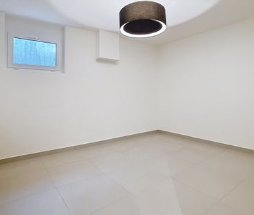 Villa jumelée par les garages - Photo 5