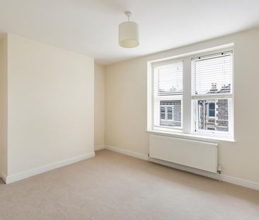 2 Bed Flat - Photo 4