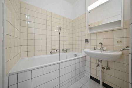 2 Zimmer, 46 m², 2. Stock - Photo 3