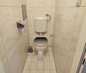 Helle 2-Zimmer-Wohnung mit separater Küche und Lift - nähe Bahnhof ... - Photo 5