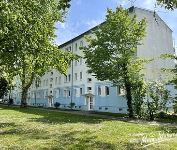 3-Raum-Wohnung mit Balkon zu vermieten! - Photo 2