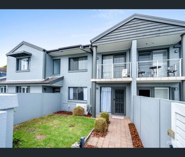 3/26 Churchill Circuit, Hamilton South, NSW 2303 - Photo 3