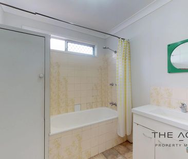 Low-Set Brick Unit in Convenient Location - Photo 5