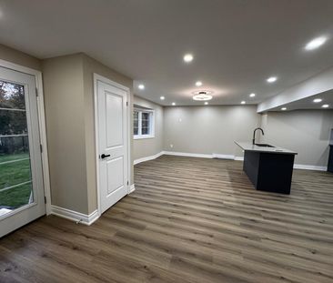 For Lease - 1438 Mockingbird Square Unit# Bsmt, Pickering, Ontario - Photo 6