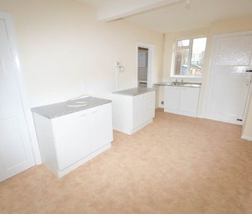 All Souls Farm Cottages, Uxbridge Road, George Green,SL3 - Photo 4