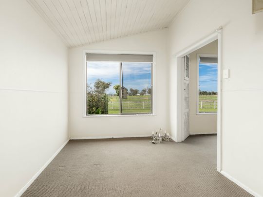 Serene Farm Scene - Photo 1