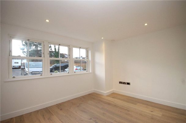 Pulsford Close, Twickenham, TW1 1AY - Photo 1