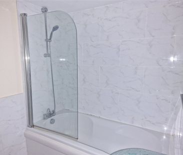 Bradford Road, Dewsbury, West Yorkshire, WF13 - Photo 5