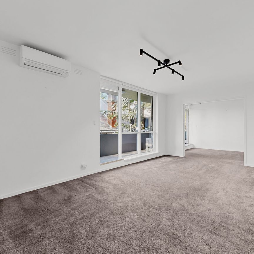 2/211 Brighton Road, Elwood VIC 3184 - Apartment For Rent | Domain - Photo 1