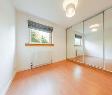 2 bedroom semi-detached house to rent - Photo 4