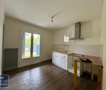 Location Maison 4 pièces 92m² FONTAINE LE COMTE 86240 - Photo 2