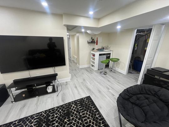 For Lease - 2494 Appalachain Drive, Oakville, Ontario - Photo 1