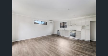 Two Bedroom Granny Flat! - Photo 2