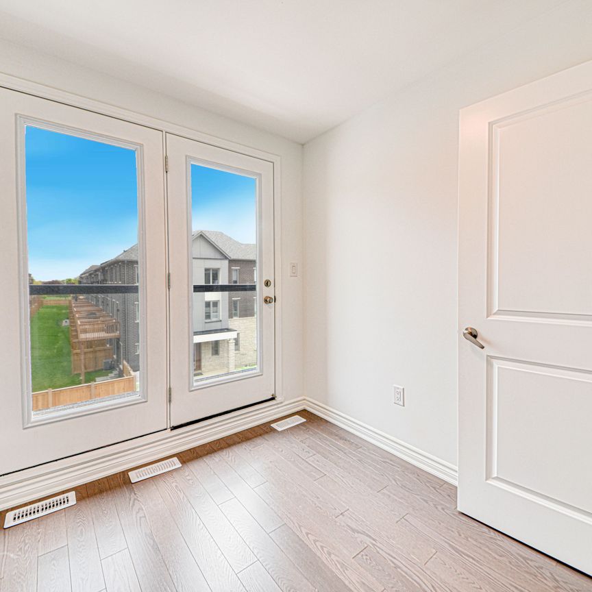 For Lease - 5138 Vetere Street, Mississauga, Ontario - Photo 1