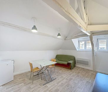 Appartement à louer - REIMS- HYPER CENTRE - Photo 6
