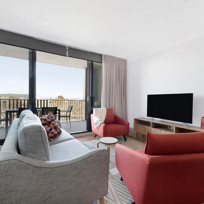 FULLY FURNISHED AND EQUIPPED - Photo 1