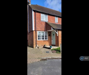 3 bedroom semi-detached house to rent - Photo 6