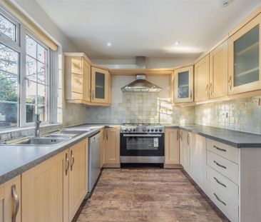 3 bedroom detached house to rent - Photo 6