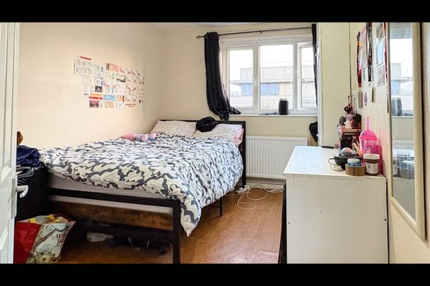 Room in a Shared Flat, Shaw Court, N19 - Photo 1