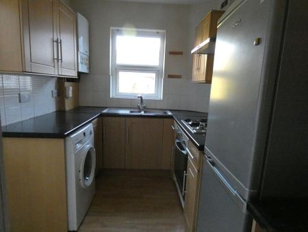 3 bedroom terraced house to rent - Photo 5